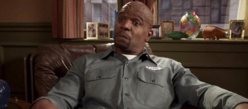 Julius foi interpretado por Terry Crews. (Reprodu&ccedil;&atilde;o/CBS Television)