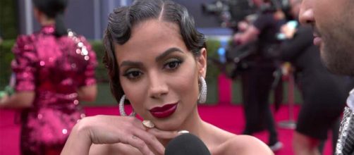 Anitta e outros artistas se unem para fazer ato de solidariedade. (Arquivo Blasting News)