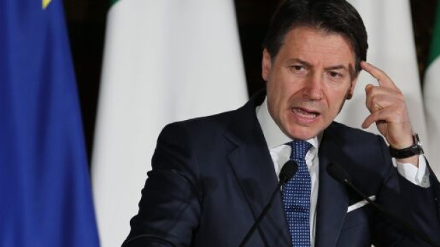 Bonus 1.000 euro a colf e domestici in 2 mesi: ipotesi del Dl, contratti da almeno 10 ore.