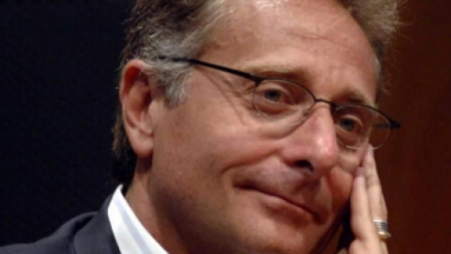 Paolo Bonolis, conduttore televisivo di Mediaset.