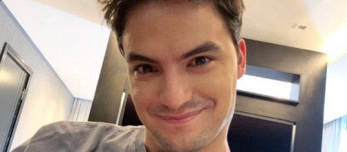 Felipe Neto cobra a&ccedil;&otilde;es de famosos contra Bolsonaro. (Arquivo Blasting News)