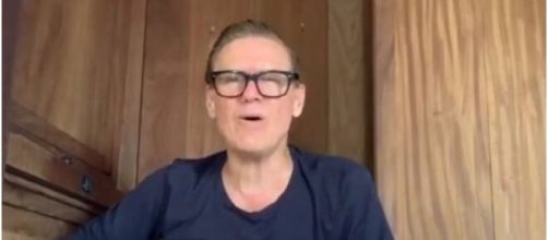 Bryan Adams apologizes for Instagram rant. [Image Source: Bryan Adams Instagram]