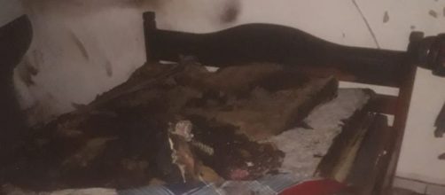 Parte da casa ficou destru&iacute;da (Foto: Corpo de Bombeiros)