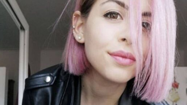 Silvia Romano, assistente del rapper Anastasio, riceve minacce sui suoi canali social a causa di uno scambio di persona