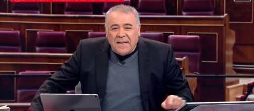 Ferreras critica las nuevas mascarillas contra el coronavirus de Ayuso.