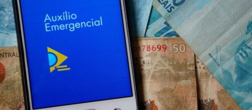Governo estudo prorrogar as parcelas do aux&iacute;lio emergencial de R$ 600. (Arquivo Blasting News)
