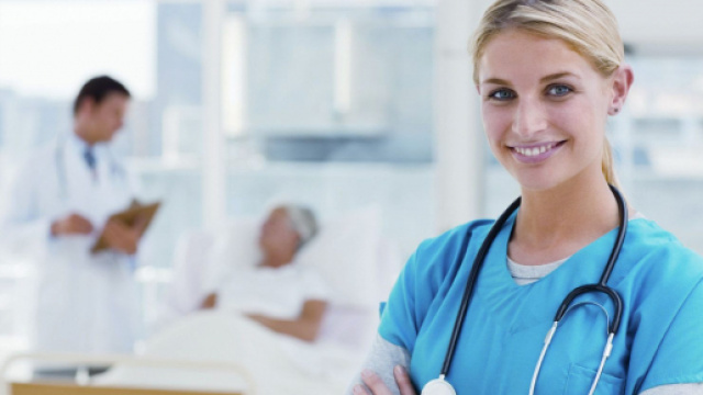 Assunzioni per 9.600 infermieri e 1.200 assistenti sociali