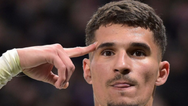 Calciomercato, i bianconeri potrebbero optare per Aouar se Pjanic dovesse cambiare maglia.