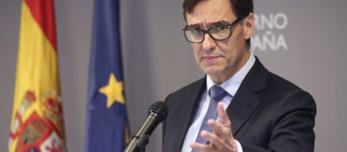 Coronavirus / El ministro de Sanidad admite que hay consenso sobre el uso obligatorio de las mascarillas