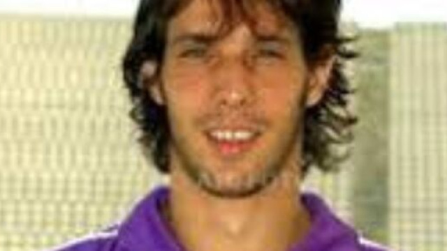 Grave lutto per Michele Bacis: il figlio di 8 anni del calciatore precipita dal terzo piano.
