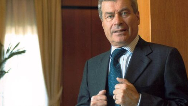 Il presidente di Confcommercio Carlo Sangalli: 'Pandemia potrebbe causa danni permanenti all'economia'