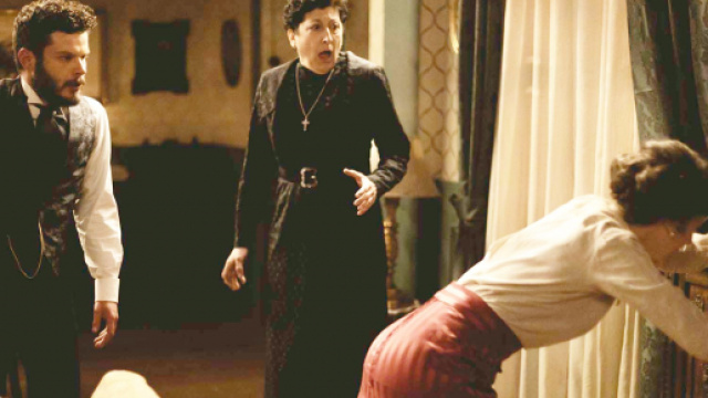 Una Vita, spoiler spagnoli: Lucia ricoverata dopo essere stata picchiata da Eduardo