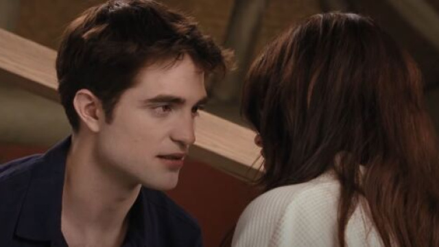 Midnight Sun, il nuovo libro di Stephenie Meyer in uscita il 4 agosto.