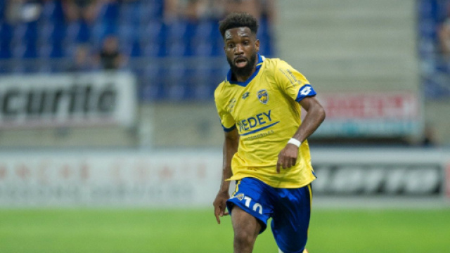 Il Crotone guarda in casa Sochaux per Fabien Ourega.
