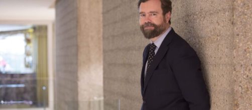 Espinosa de los Monteros comunica al PSOE la marcha de VOX de la Comisi&oacute;n de Reconstrucci&oacute;n.