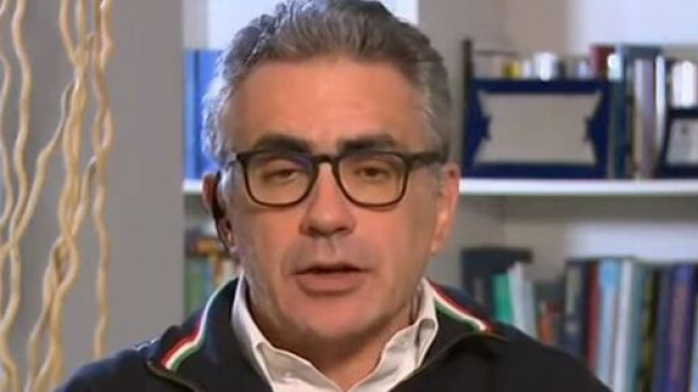 Fabrizio Pregliasco, virologo 'minacciato di morte'.