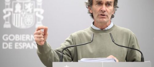 Fernando Sim&oacute;n expresa su preocupaci&oacute;n, ante los fallos en Catalu&ntilde;a.