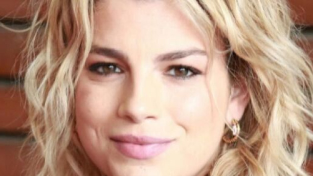 5 curiosit&agrave; su Emma Marrone: &egrave; stata fidanzata con Marco Bocci.