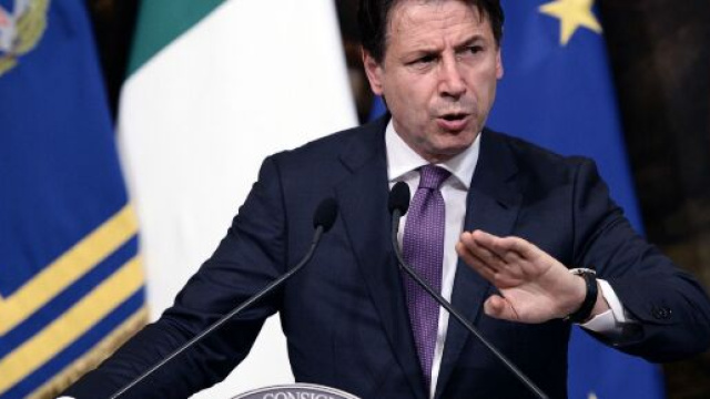 Concorso scuola per i precari: il premier Conte non ha accontentato le richieste della Ministra Azzolina.