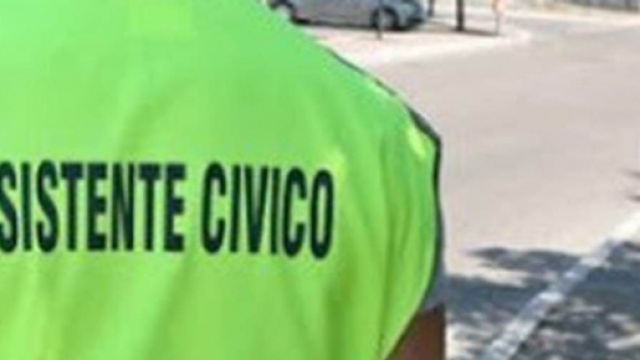 Fusaro contrario all'utilizzo di assistenti civici durante la Fase 2.