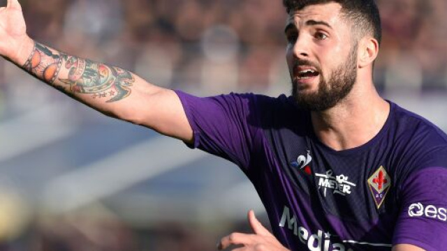 Patrick Cutrone in un allenamento con la Fiorentina.