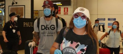 La llegada de los concursantes de "Supervivientes" fue un momento de tensi&oacute;n