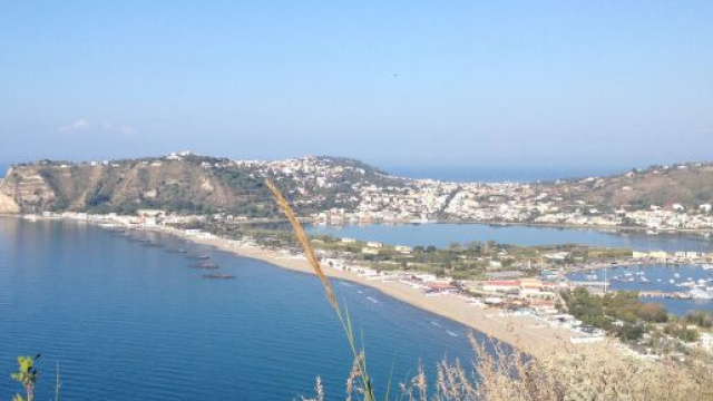 Napoli, identificato il corpo rinvenuto a Bacoli: &egrave; del muratore Semen, scomparso mesi fa.
