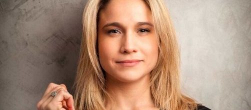 Ap&oacute;s Zeca deixar a Globo Fernanda Gentil se torna apresentadora do &lsquo;&Eacute; de Casa&rsquo;. (Arquivo Blasting News)