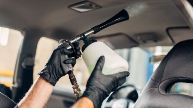 Codacons denuncia una pratica scorretta di far pagare un servizio non richiesto da parte di alcune officine.