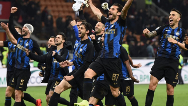 Inter, problemi al ginocchio in allenamento.