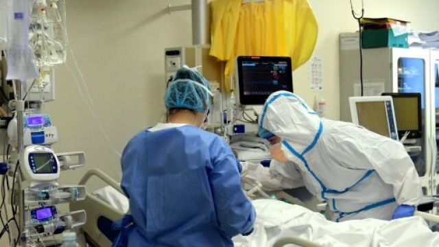 Bergamo, un paziente Covid-19: 'Non chiudevo gli occhi per paura di non riaprirli pi&ugrave;'