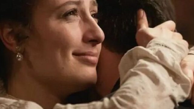 Una Vita, trame Spagna: Lucia rimane con Eduardo per proteggere Telmo e Mateo.