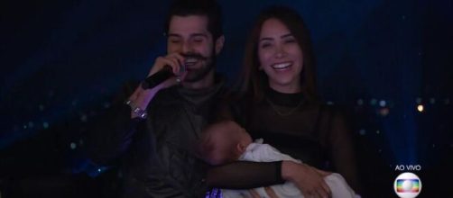 Live de Alok contou com a presen&ccedil;a de sua esposa e seu filho. (Reprodu&ccedil;&atilde;o/Rede Globo)