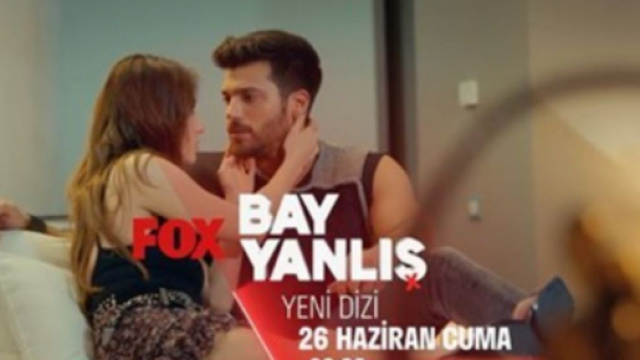 Can Yaman e &Ouml;zge G&uuml;rel protagonisti della nuova serie Bay Yanlis.