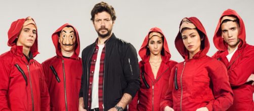 &Aacute;lvaro Morte faz o Professor. (Reprodu&ccedil;&atilde;o/Netflix)