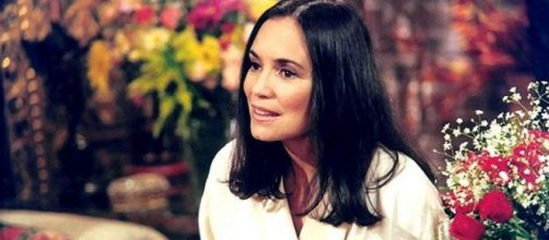 Helena era interpretada por Regina Duarte. (Reprodu&ccedil;&atilde;o/TV Globo)