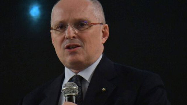 Wlater Ricciardi: 'Bisogna restare in casa, se le cose vanno male si richiude tutto'