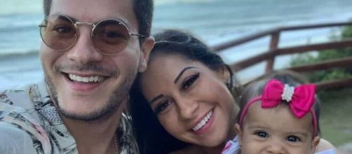 Mayra explicar porque ainda mora com Arthur depois de se separarem. (Arquivo Blasting News)