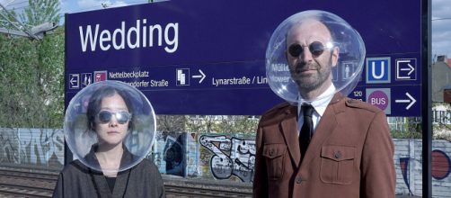 Creativos trabajan en objetos aplicables a la "nueva normalidad" y la post pandemia de coronavirus