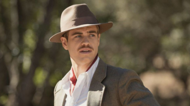 Spoiler Il Segreto: Adolfo non si sente impegnato.