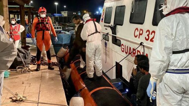 Altri 156 migranti a Lampedusa, il sindaco: "L'isola &egrave; in ... - gds.it