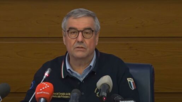 Coronavirus, Borrelli: "Non si esclude nuovo inasprimento delle misure"