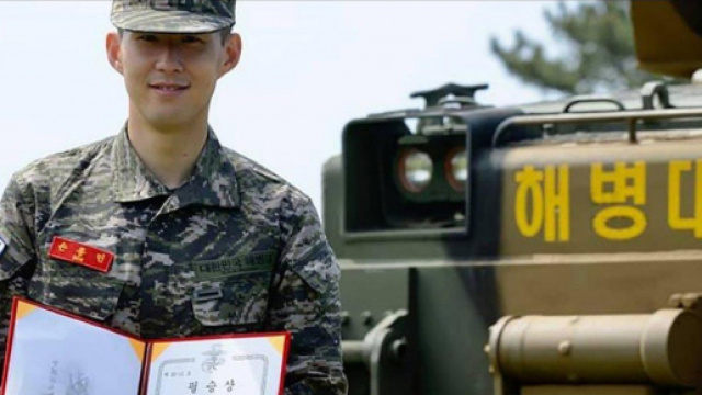Son Heung-min: le Spurs honor&eacute; apr&egrave;s la fin de son service militaire en Cor&eacute;e du Sud. Cr&eacute;dit: Instagram @rokmchq
