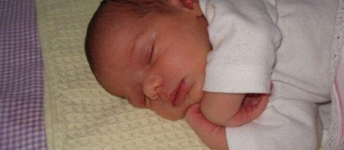 Fazer um beb&ecirc; dormir tem alguns segredos. (Arquivo Blasting News)