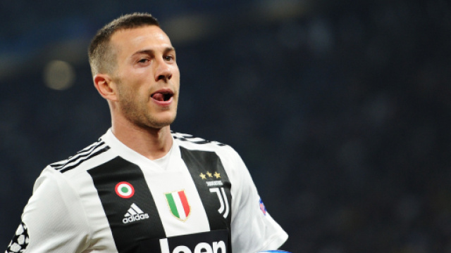 Juventus, sondaggio United per Bernardeschi: gli inglesi sarebbero pronti ad acquistarlo.
