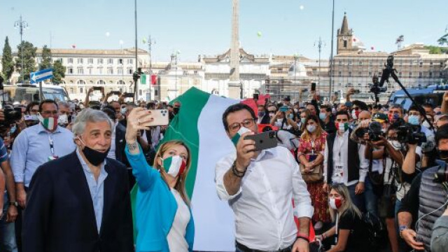 Matteo Salvini ha manifestato il 2 giugno insieme a Forza Italia e Fratelli d'Italia.