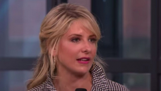 Sarah Michelle Gellar lance sa marque de cuisine, Foodstirs. Credit : Capture/ Youtube BUILD SERIES