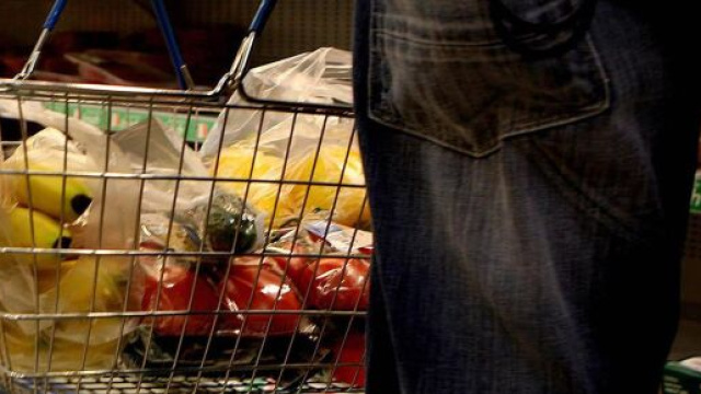 Buoni spesa, scoperti oltre 500 furbetti nel casertano.