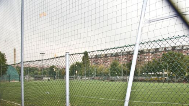 Fase 3, retromarcia su calcetto e beach volley: si dovr&agrave; aspettare, ripartono le scommesse.