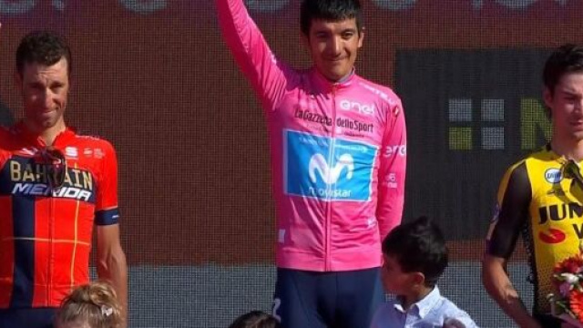 Il podio dell'ultimo Giro d'Italia: la corsa rosa &egrave; in programma dal 3 al 25 ottobre.